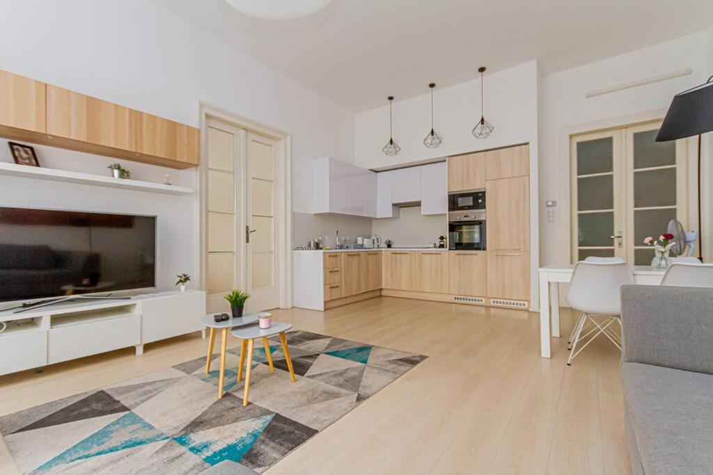 Luminous Design Apartment - W18 Budapesta Exterior foto