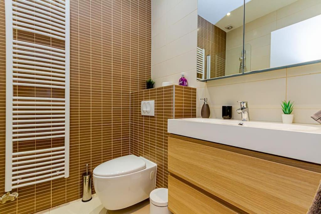Luminous Design Apartment - W18 Budapesta Exterior foto